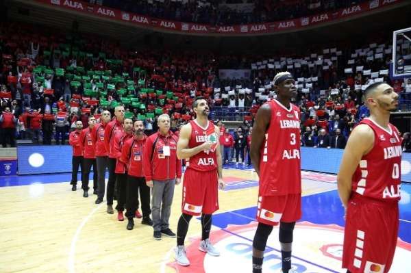 لاعبو منتخب لبنان