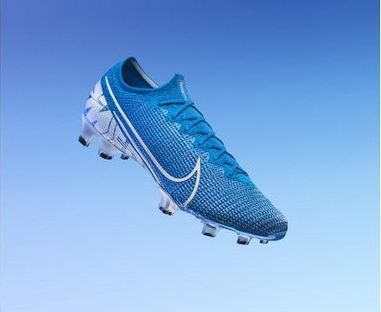 حذاء Mercurial 360 الجديد