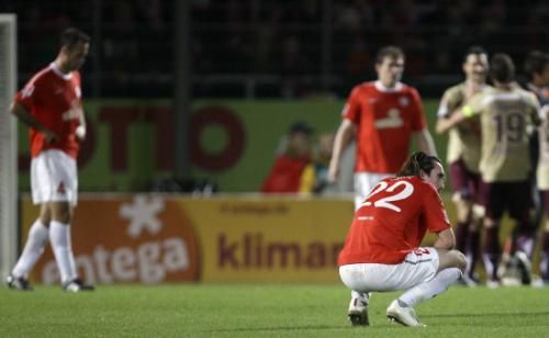 2010-11-13t194403z_01_boh12_rtridsp_3_soccer-germany_reuters