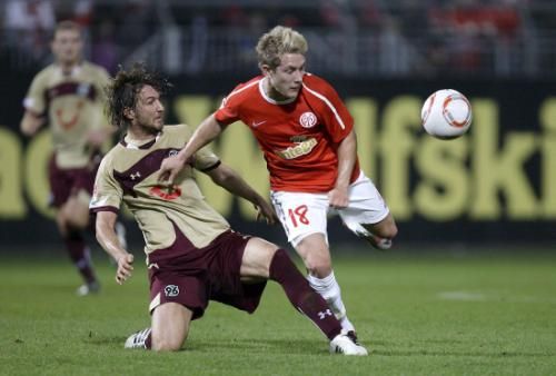 2010-11-13t182358z_01_boh06_rtridsp_3_soccer-germany_reuters