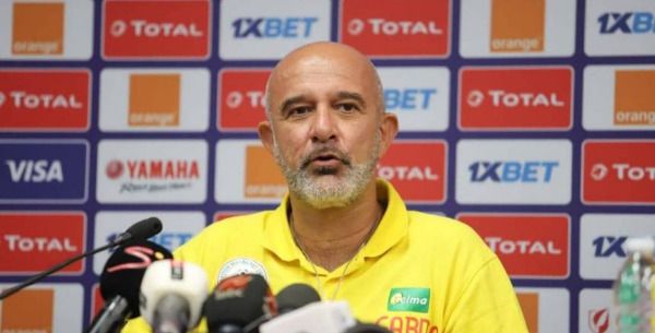  نيكولا ديبوى