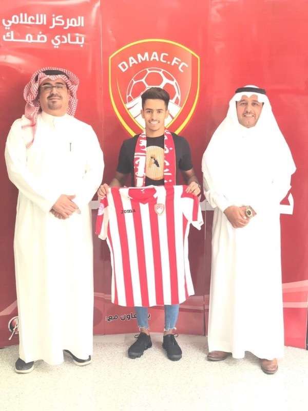 أيمن الحجيلي