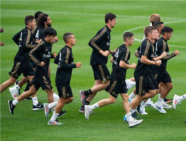 جانب من التدريبات