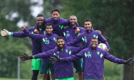 لاعبو الأهلي