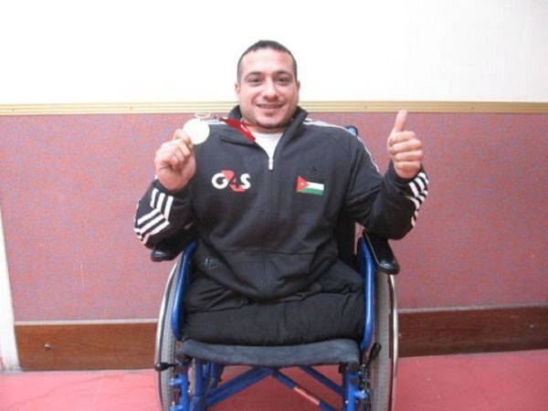 عمر قرادة