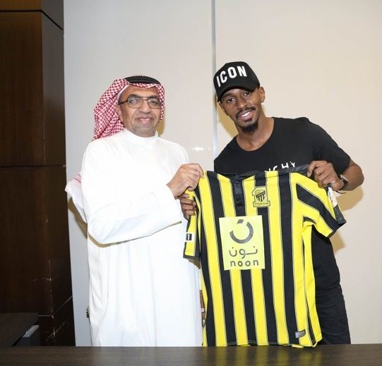 من تقديم اللاعب