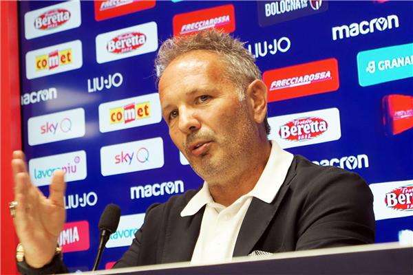 سينيسا ميهايلوفيتش