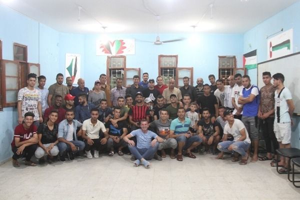 لقاء ادارة شباب رفح مع فريق الكرة