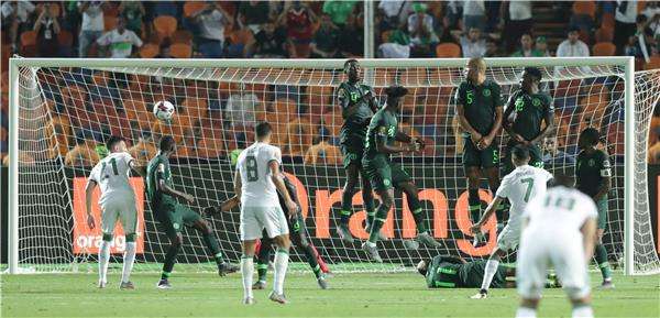 هدف محرز في نيجيريا