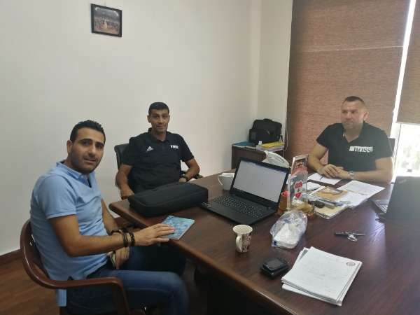 من الإجتماع