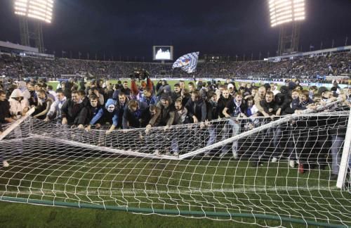 2010-11-14t145828z_01_stp102_rtridsp_3_soccer-russia_reuters
