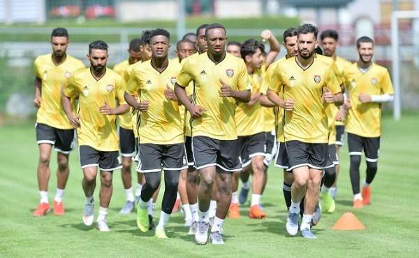 لاعبو الإمارات
