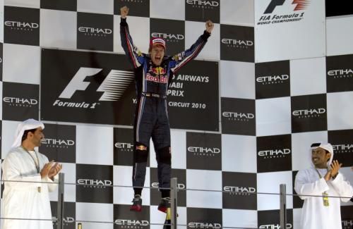 2010-11-14t152154z_01_yas22_rtridsp_3_motor-racing-prix_reuters