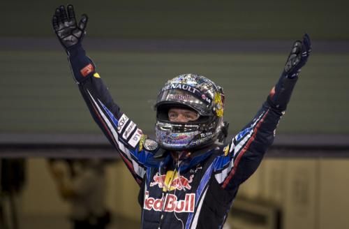 2010-11-14t151258z_01_yas21_rtridsp_3_motor-racing-prix_reuters