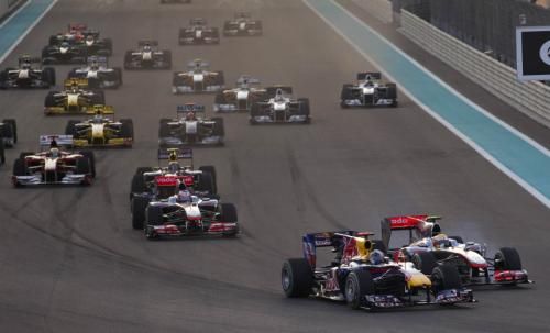 2010-11-14t133951z_01_yas08_rtridsp_3_motor-racing-prix_reuters