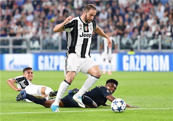 جونزالو هيجواين