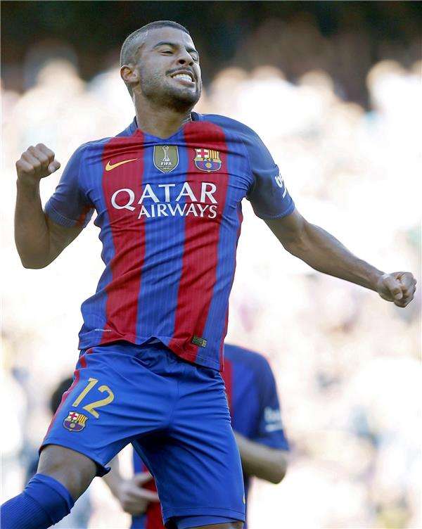 لاعبو برشلونة