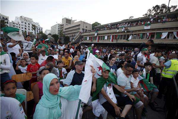 الجماهير الجزائرية - أرشيفية