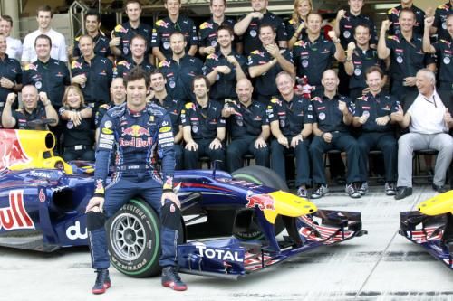 2010-11-14t090336z_01_yas102_rtridsp_3_motor-racing-prix_reuters