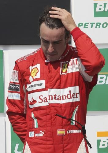2010-11-07t180706z_01_sao39_rtridsp_3_motor-racing-prix_reuters