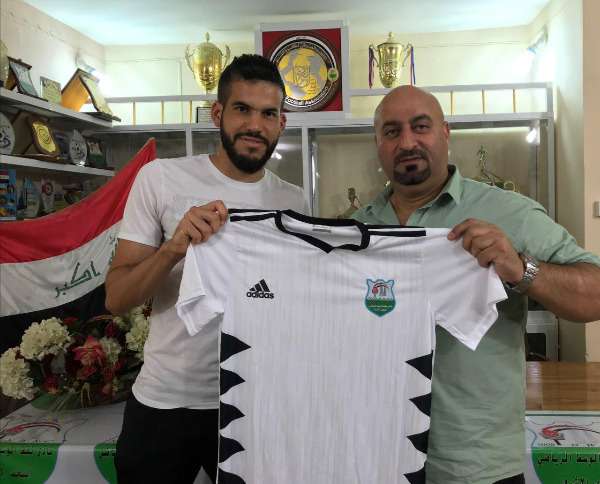 بعد توقيع العقود