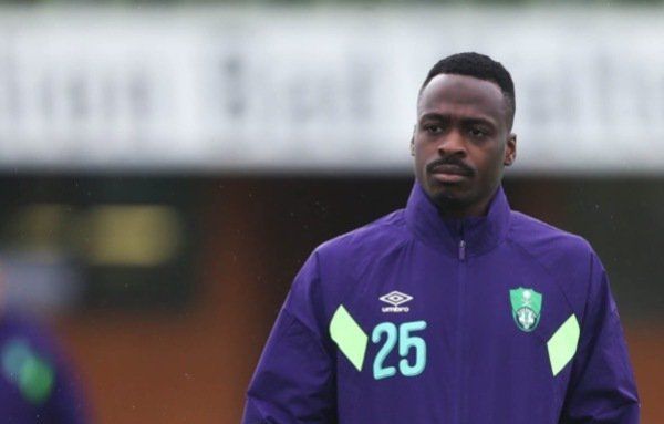 معتز هوساوي