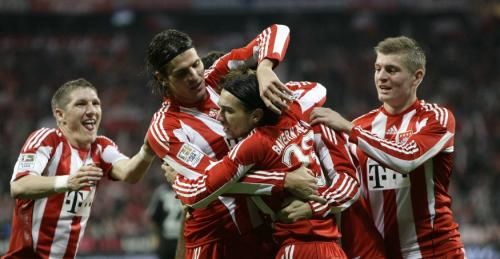 2010-11-14t170125z_01_reh06_rtridsp_3_soccer-germany_reuters