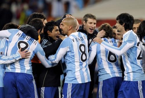 2010-06-27t203510z_01_wca604_rtridsp_3_soccer-world_reuters
