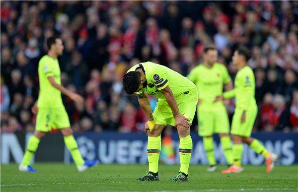 لاعبو برشلونة بعد الخسارة أمام ليفربول