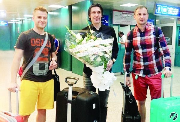 من وصول المدرب