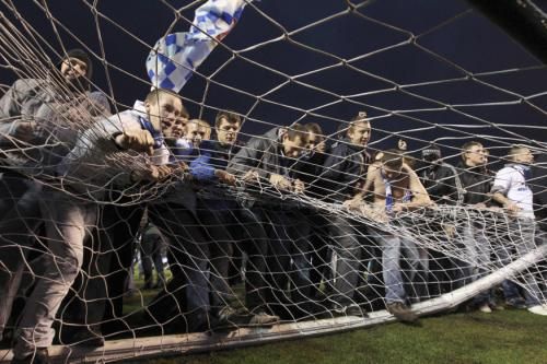 2010-11-14t151714z_01_stp103_rtridsp_3_soccer-europe-russia_reuters