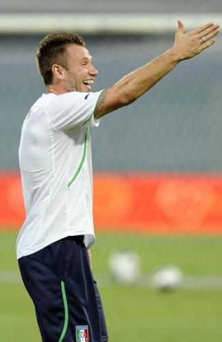 2010-09-06t185148z_01_sre503_rtridsp_3_soccer-euro_reuters