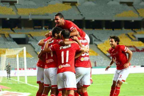 فرحة لاعبي الأهلي - تصوير: أحمد عواد