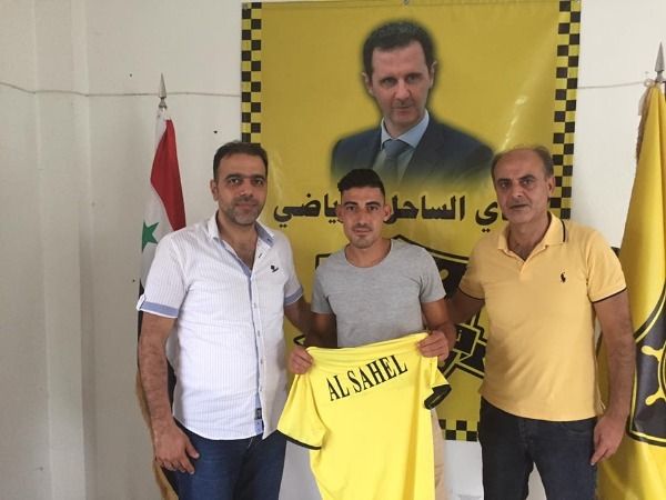 جانب من التعاقدات