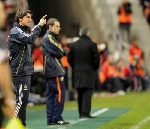 2010-11-14t200809z_01_foz37_rtridsp_3_soccer-spain_reuters