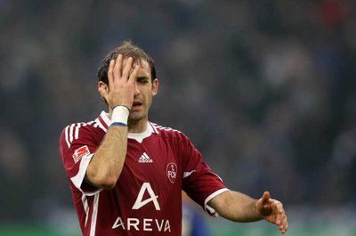 الأرجنتيني خافيير بينولا 