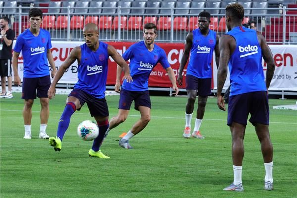 لاعبو برشلونة