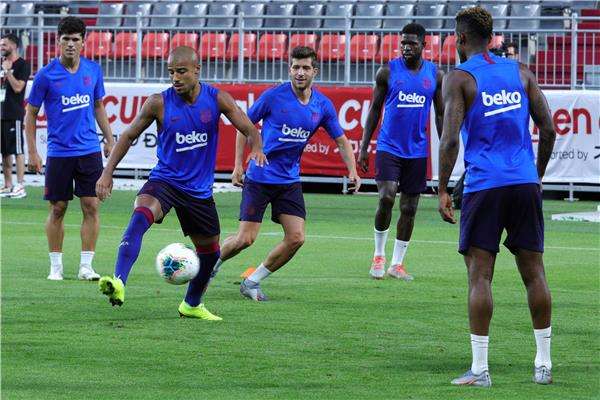 لاعبو برشلونة