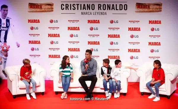 ?i=reuters%2f2019-07-29%2f2019-07-29t162223z_299213412_rc1d5dedd8c0_rtrmadp_3_soccer-ronaldo-award_reuters