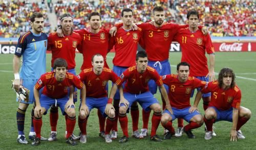 صورة لبطل العالم منتخب اسبانيا