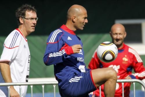 2010-09-01t130603z_01_chp01_rtridsp_3_soccer_reuters