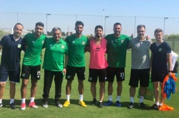 جانب من تدريبات العربي في إسبانيا 