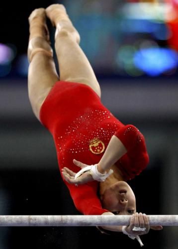 2010-11-16t154008z_01_zul239_rtridsp_3_games-asian_reuters