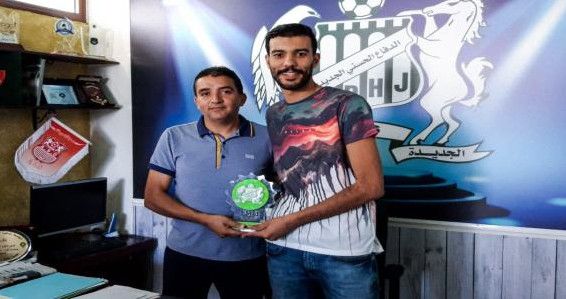 من تقديم اللاعب