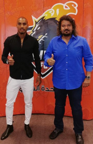 من تقديم اللاعب