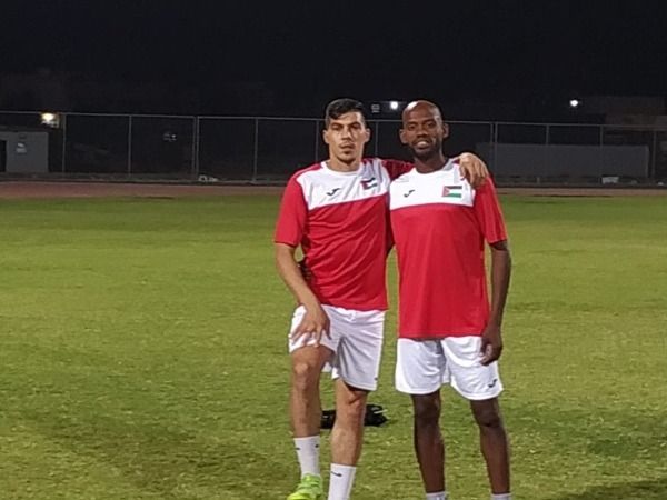 أحمد البهداري الأول من اليمين