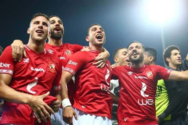 لاعبو الأهلي 