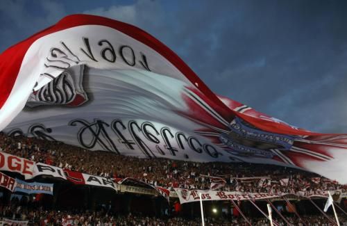 2010-11-17t000719z_01_bas108_rtridsp_3_soccer-latam_reuters
