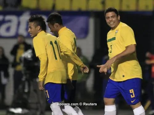 ?i=albums%2fleagues%2f5877%2f2011-06-082011-06-08t030245z_01_mbh17_rtridsp_3_soccer-latam_reuters