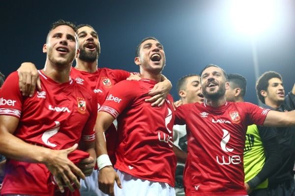 لاعبو الأهلي